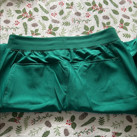 Landau green scrub bottoms - Picture 5 of 8